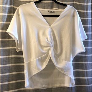 Brand new never worn Zara twist front tee sz. M